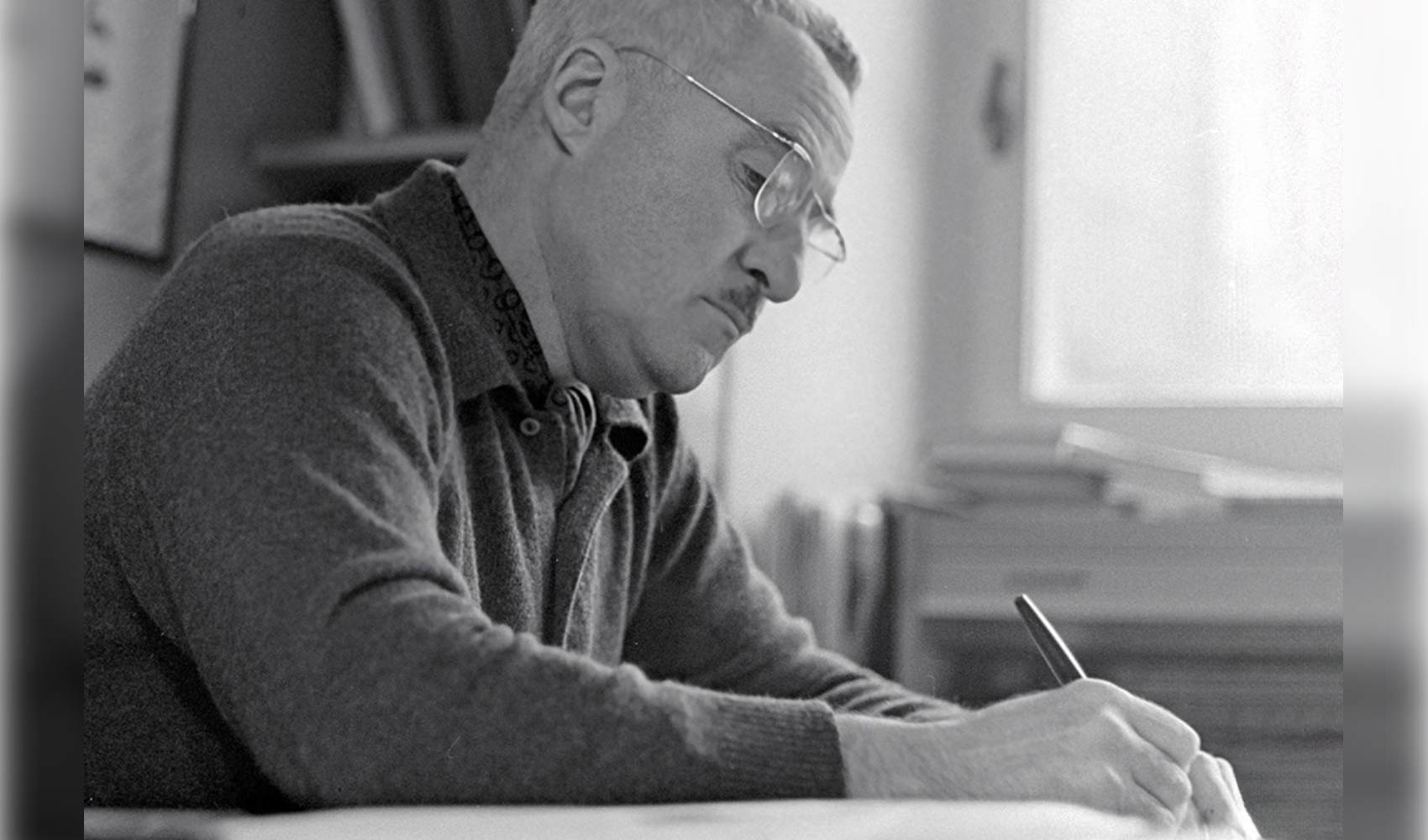 Константин Симонов: ведущие к Победе строки