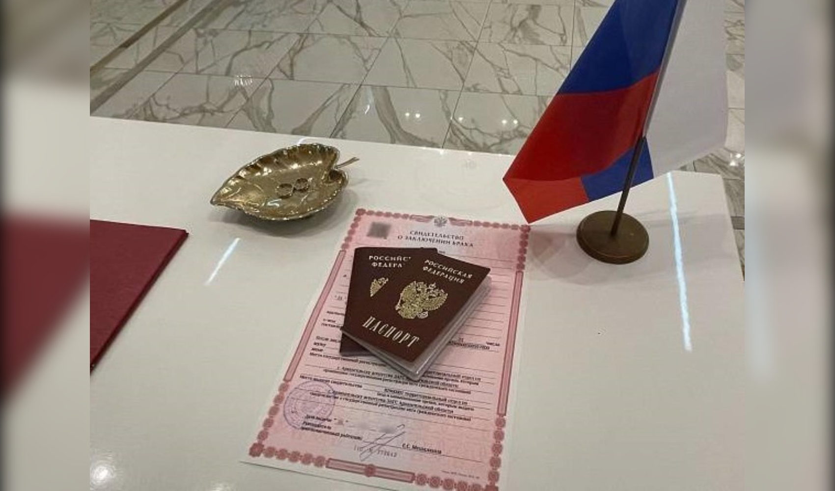 Более тысячи пар создали семьи в Архангельской области в начале лета Более тысячи пар создали семьи в Архангельской области в начале лета