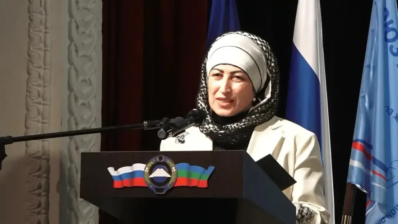 В КЧР представили патриотический проект «Память сквозь нити — живая история подвига» В КЧР представили патриотический проект «Память сквозь нити — живая история подвига»