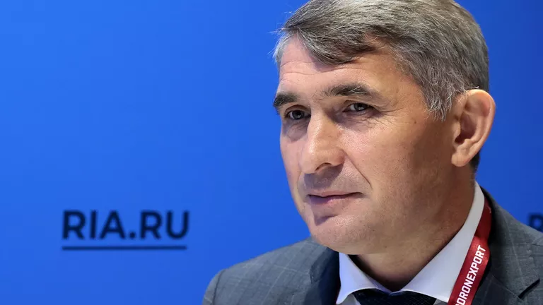Глава Чувашии Николаев поддержал участников школьного фестиваля «АСАМ» Глава Чувашии Николаев поддержал участников школьного фестиваля «АСАМ»