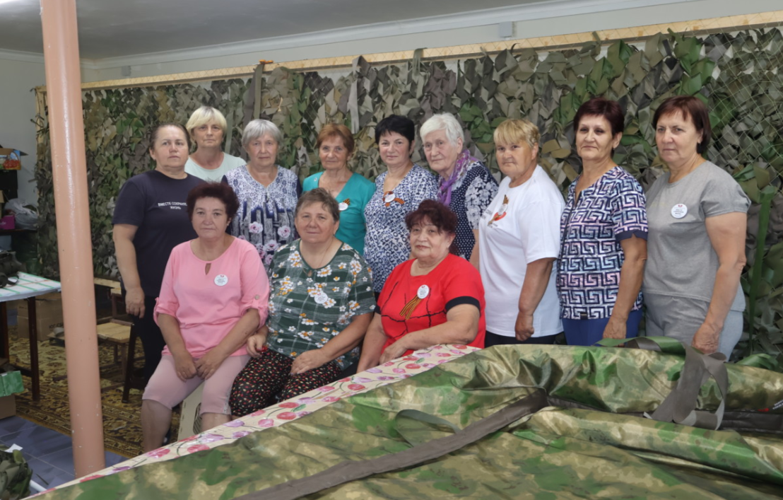 У хуторских мастериц-волонтеров – золотые руки