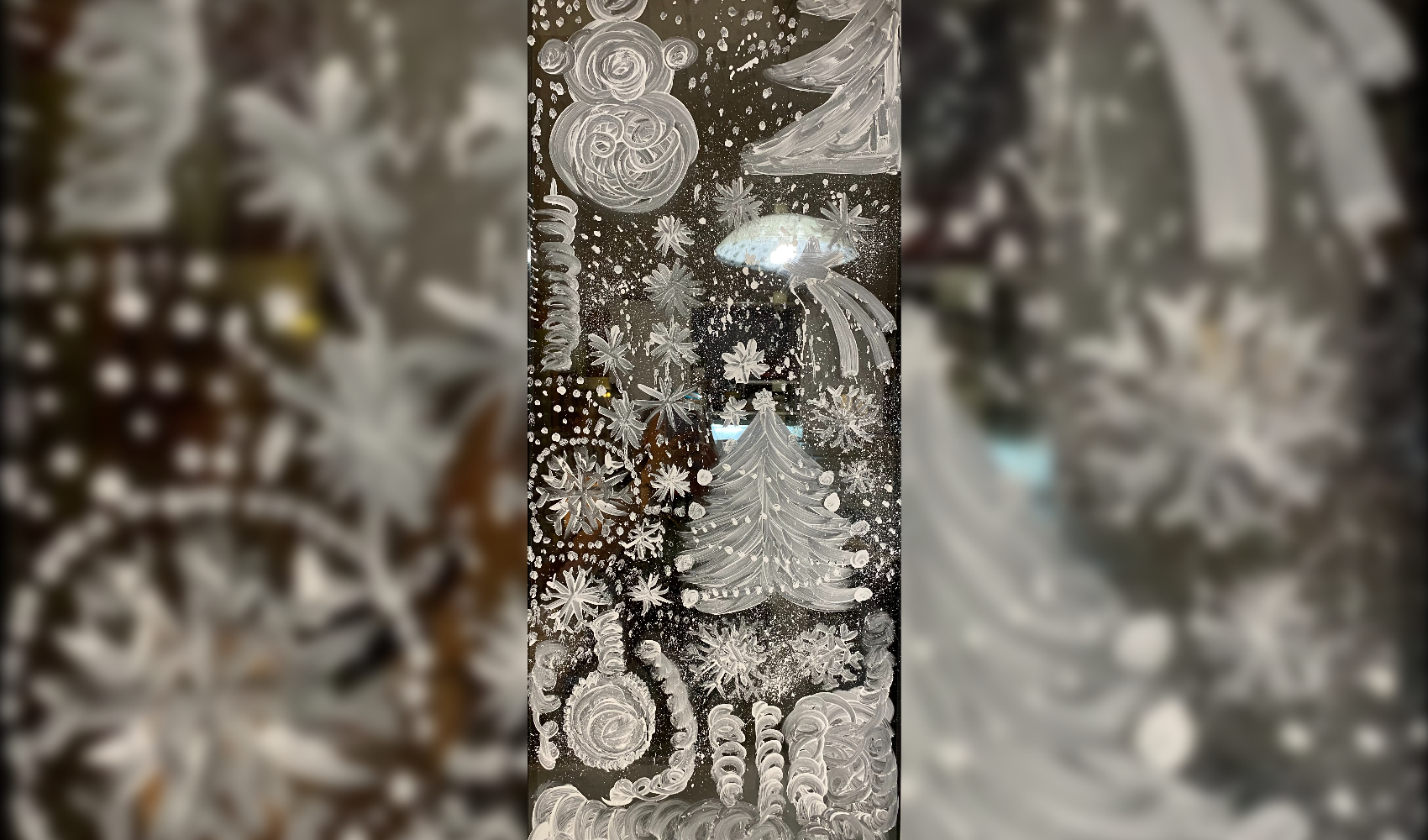 Волшебное окошко: семейная новогодняя традиция Волшебное окошко: семейная новогодняя традиция