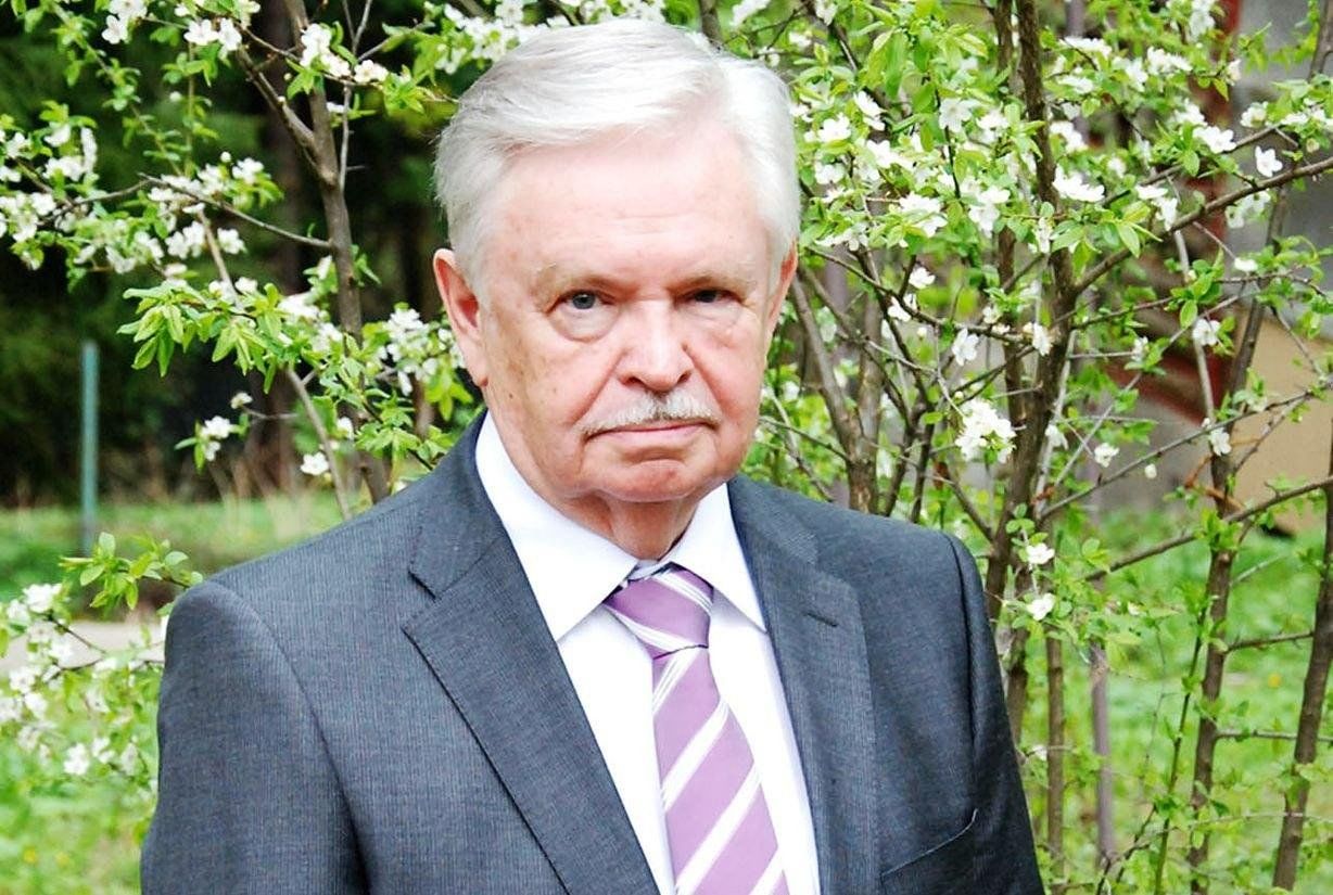 Добрый рыцарь юности моей Добрый рыцарь юности моей