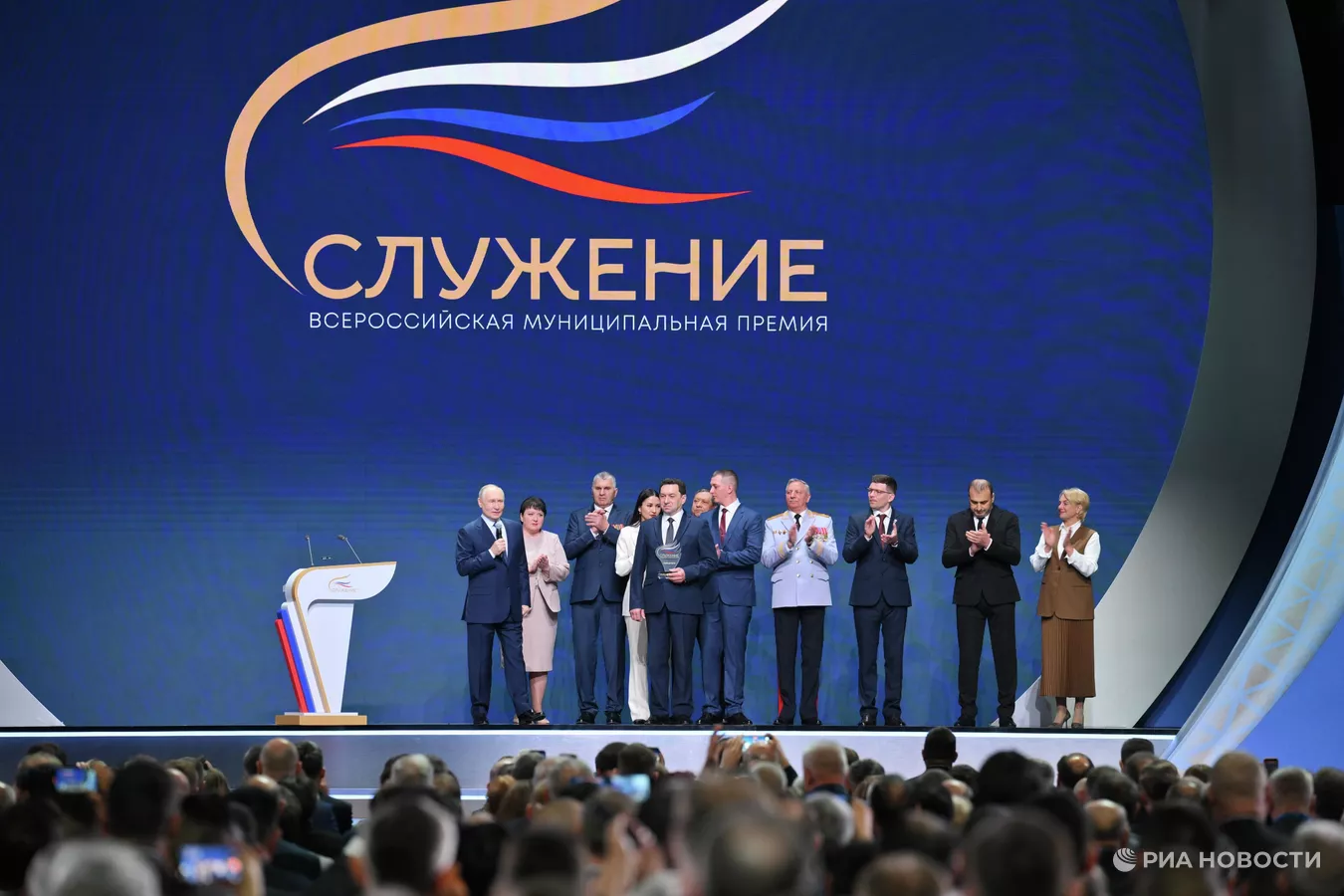 Путин объяснил успех побед России единством народа