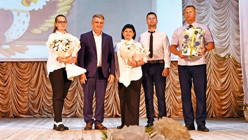 Директор чернянской школы №1 Елена Цуканова: «Профессию учителя в семье выбирали четыре поколения»