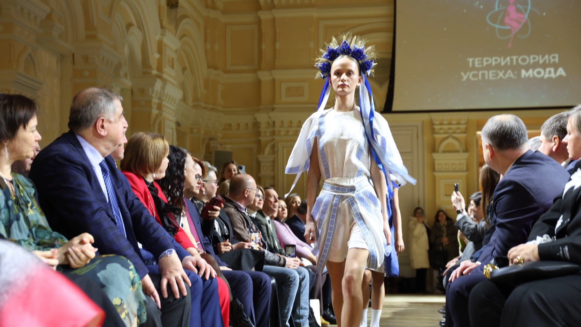 «Белорусские васильки» показали на Атомной неделе моды в Москве