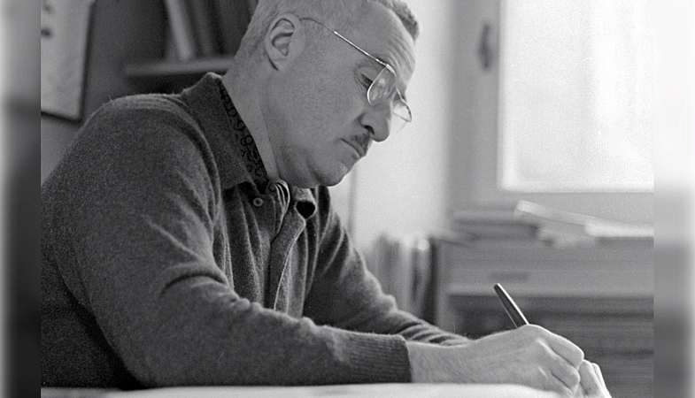 Константин Симонов: ведущие к Победе строки