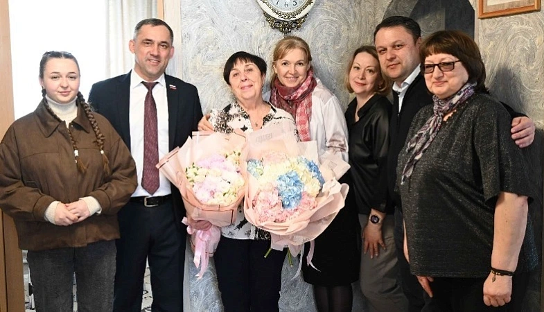 С ней будущим мамам спокойнее